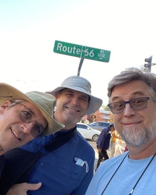 Picture of Dan Povenmire enjoying with friends.